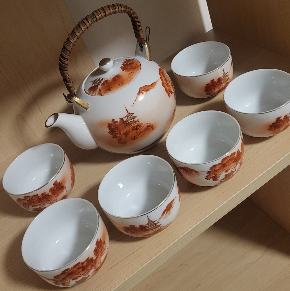 Kutani Tea Set - Picture 5 of 9